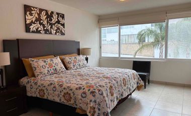 Hermosa Casa en Renta – Lomas de Gran Jardín (AMUEBLADA) 3 recámaras con baño completo, terraza, jardín, cuarto de servicio