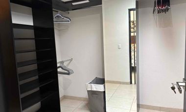 Hermosa Casa en Renta – Lomas de Gran Jardín (AMUEBLADA) 3 recámaras con baño completo, terraza, jardín, cuarto de servicio