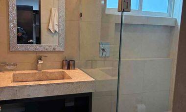 Hermosa Casa en Renta – Lomas de Gran Jardín (AMUEBLADA) 3 recámaras con baño completo, terraza, jardín, cuarto de servicio