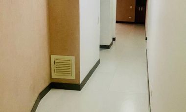 ARRIENDO APARTAMENTO EN LOS CRISTALES