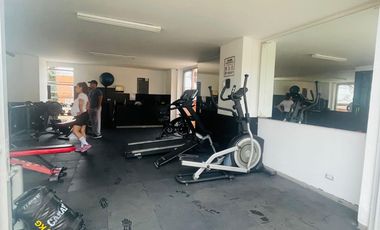 ARRIENDO APARTAMENTO EN LOS CRISTALES