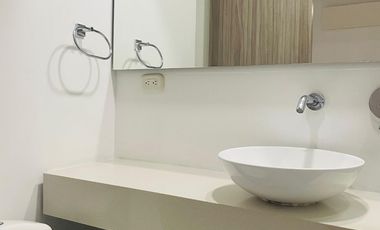 ARRIENDO APARTAMENTO EN LOS CRISTALES