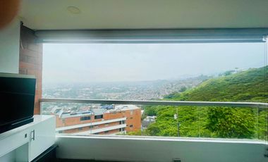 ARRIENDO APARTAMENTO EN LOS CRISTALES