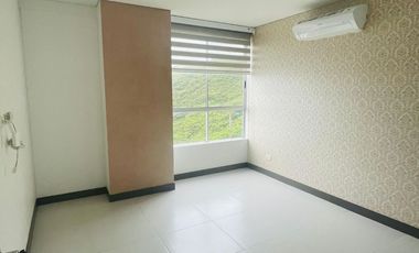 ARRIENDO APARTAMENTO EN LOS CRISTALES