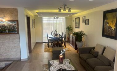 OPORTUNIDAD ÚNICA, CASA DE 3 DORMITORIOS, CALIFORNIA ALTA, NORTE DE QUITO.