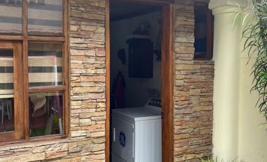 OPORTUNIDAD ÚNICA, CASA DE 3 DORMITORIOS, CALIFORNIA ALTA, NORTE DE QUITO.