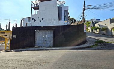 Venta de Terreno Esquinero de 319 m² con Cerramiento y Cerco eléctrico, Sector Residencial y Comercial - Urdesa Norte