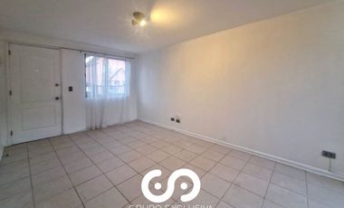 SE ARRIENDA CASA 3 PISOS | LLANOS DE CURAUMA | CURAUMA