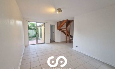 SE ARRIENDA CASA 3 PISOS | LLANOS DE CURAUMA | CURAUMA