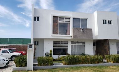 CASA EN RENTA EN CUAUTLANCINGO
