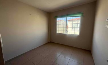 Alquiler de casa en Manta en urbanización privada