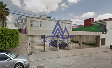 Casa con 4 Habitaciones en Venta, 172 m² Superficie de Terreno, Alameda