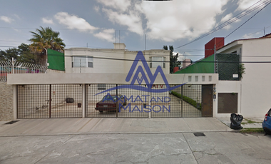 Casa con 4 Habitaciones en Venta, 172 m² Superficie de Terreno, Alameda