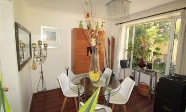 CASA EN LO MEJOR DE PEÑALOLEN A PASOS DE TODO