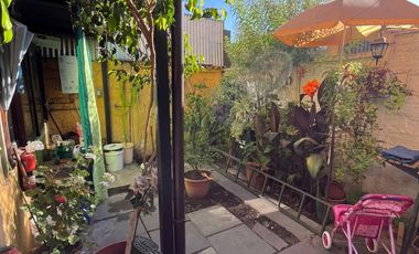 Departamento En Primer Piso Con Patio