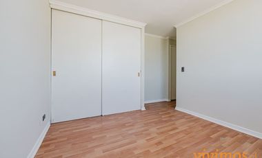 Metro Ciudad del Niño. 3 Dormitorios. Estacionamiento