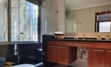 Lo Curro Gran Casa en Venta, Gran Jardín, Amplios  Recibos