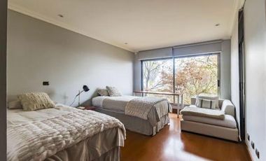 Lo Curro Gran Casa en Venta, Gran Jardín, Amplios  Recibos