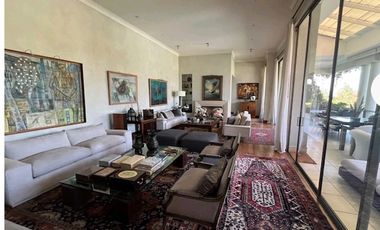 Lo Curro Gran Casa en Venta, Gran Jardín, Amplios  Recibos