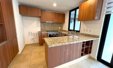 Zibatá,  Casa en Venta con Terreno Excedente y Amenidades Premium. FVR