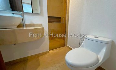 Zibatá,  Casa en Venta con Terreno Excedente y Amenidades Premium. FVR