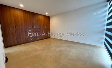 Zibatá,  Casa en Venta con Terreno Excedente y Amenidades Premium. FVR