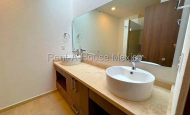 Zibatá,  Casa en Venta con Terreno Excedente y Amenidades Premium. FVR