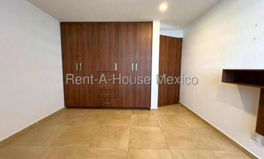 Zibatá,  Casa en Venta con Terreno Excedente y Amenidades Premium. FVR