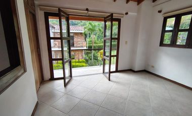 Casa en Arriendo en Las Lomitas Sabaneta Antioquia