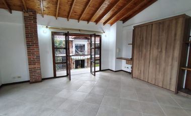 Casa en Arriendo en Las Lomitas Sabaneta Antioquia