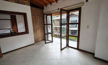 Casa en Arriendo en Las Lomitas Sabaneta Antioquia
