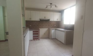 Venta de Casa de 2 pisos en  Mucho Lote 2, norte de Guayaquil