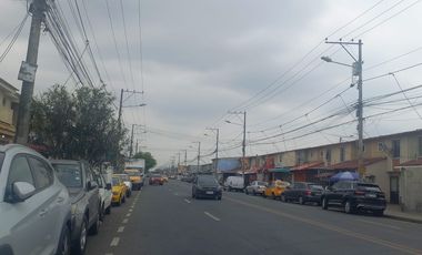 Venta de Casa de 2 pisos en  Mucho Lote 2, norte de Guayaquil