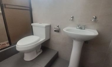 Venta de Casa de 2 pisos en  Mucho Lote 2, norte de Guayaquil