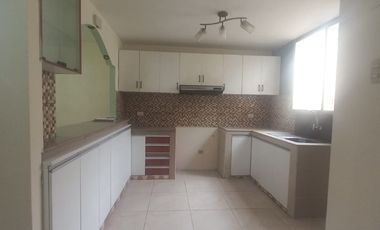 Venta de Casa de 2 pisos en  Mucho Lote 2, norte de Guayaquil