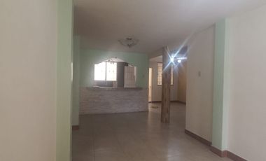 Venta de Casa de 2 pisos en  Mucho Lote 2, norte de Guayaquil