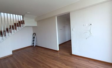 VENDO EXCELENTE DUPLEX SANTIAGO DE SURCO