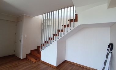 VENDO EXCELENTE DUPLEX SANTIAGO DE SURCO