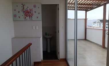 VENDO EXCELENTE DUPLEX SANTIAGO DE SURCO