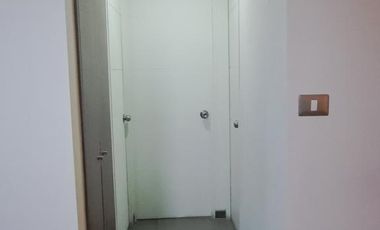 Se arrienda departamento en Fuenzalida Urrejola 490 - La Cisterna con estacionamiento