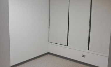 Se arrienda departamento en Fuenzalida Urrejola 490 - La Cisterna con estacionamiento