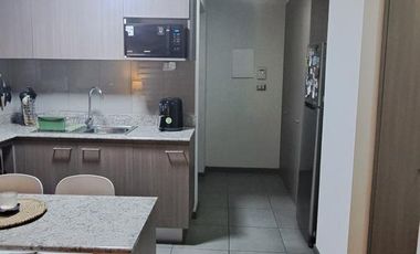 Se arrienda departamento en Fuenzalida Urrejola 490 - La Cisterna con estacionamiento