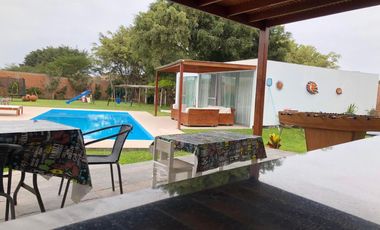 VENDO CASA EN MALA CERCA A LA PANAMERICANA KM 93, A MINUTOS DEL BOULVARD DE ASIA CON ZONA SOCIAL, JARDINES TERRAZA Y PISCINA
