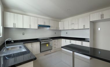 Casa en venta pachuca, zona sur , opcion a 4 Habitaciones. E sur, vía de la tierra