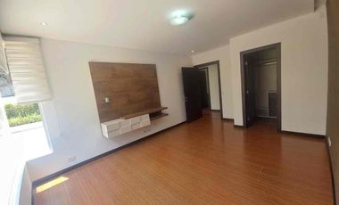 DEPARTAMENTO CUMBAYA