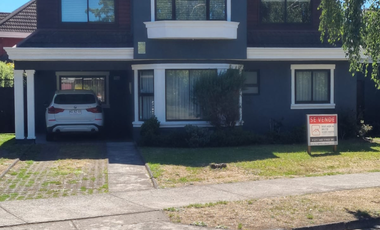 Casa en Venta Sector Barrio Inglés, Cercano a Colegios y Centros Comerciales