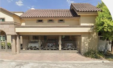Remate de Casa en Fuentes del Valle, Monterrey, Nuevo León
