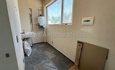 Departamento en renta en Cañadas del Lago