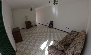 Casa en Venta en Zacatecas, en Colonia Lomas del Lago