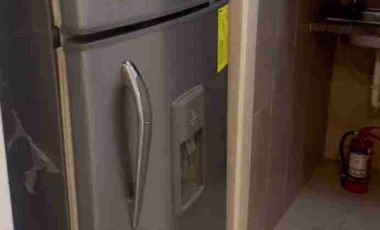 Lomas de Urdesa, alquiler suite amoblada con garaje